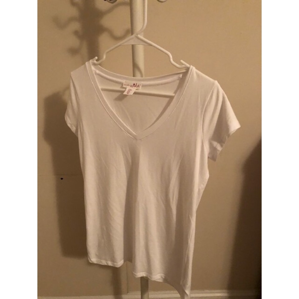 Shrinking Violet white t-shirt size medium